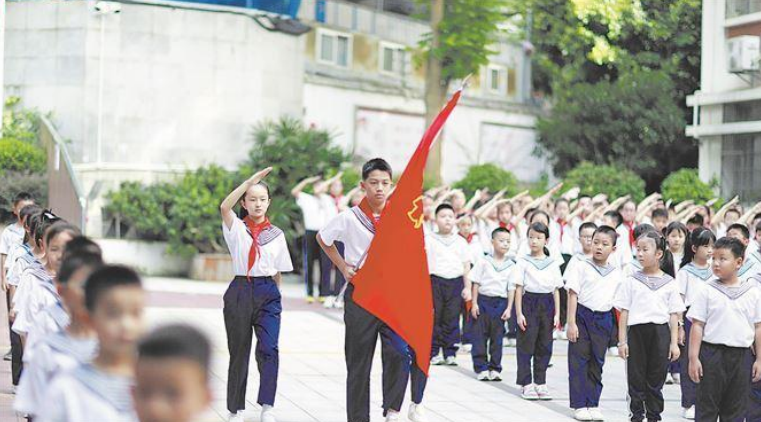 厦门：立德树人润童心 培育新时代接班人